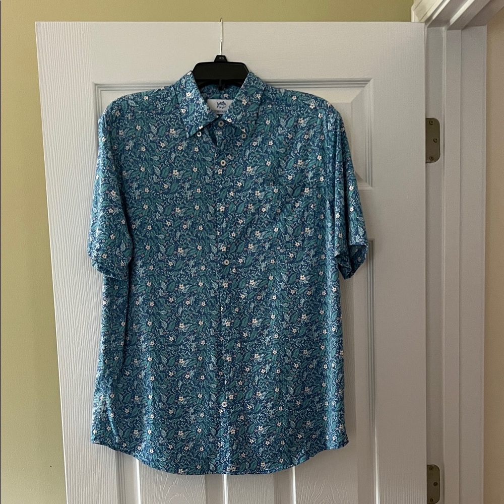 Southern Tide Blue Floral Button Down Shirt